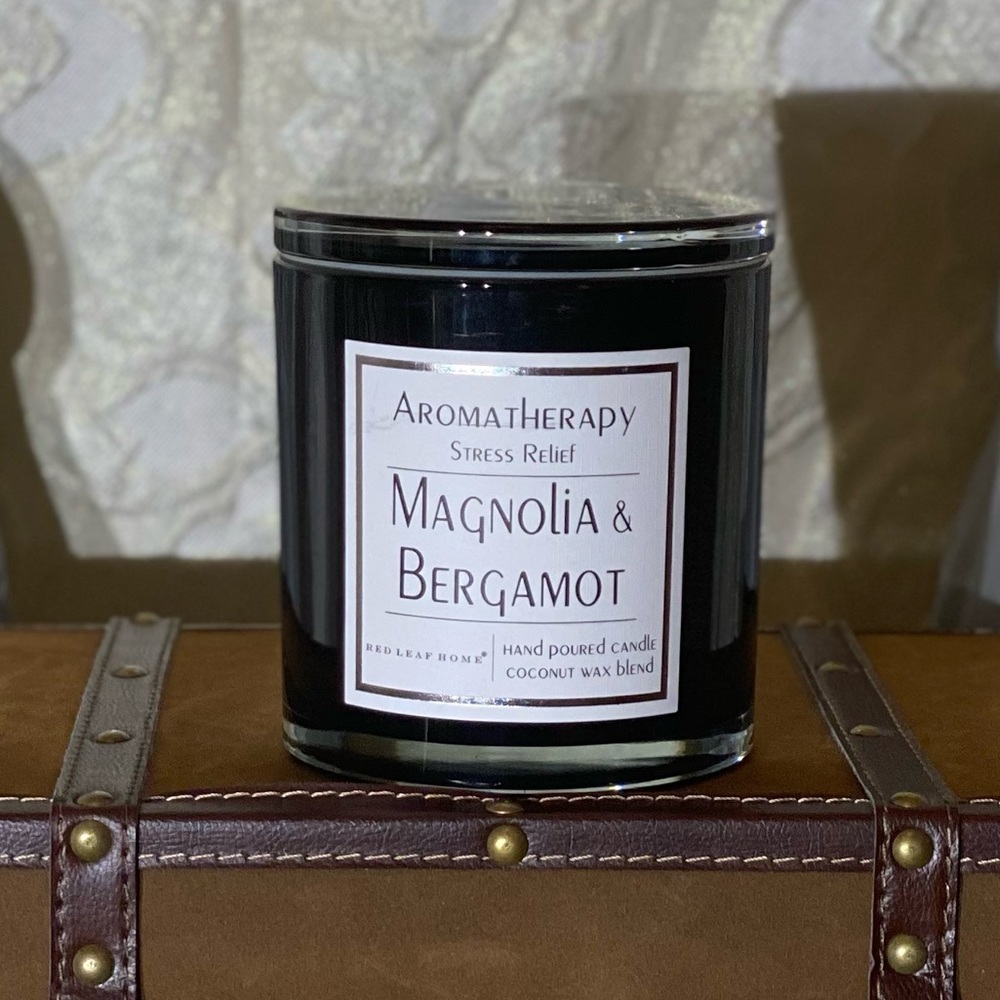 ⚡️Red Leaf Home "MAGNOLIA & BERGAMOT" Candle